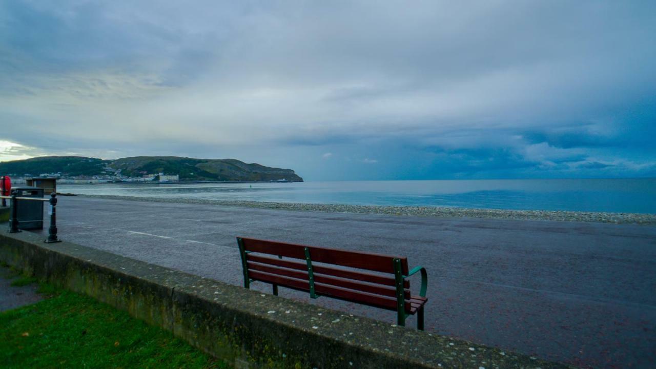 Carmel House Hotel Llandudno Kültér fotó