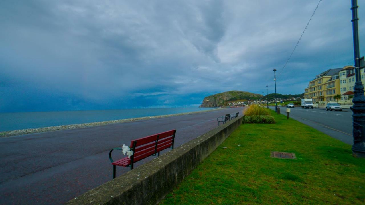 Carmel House Hotel Llandudno Kültér fotó